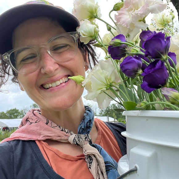 Meet your Posher, Mary - Picture 1 of 1